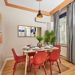 Prime Nisantasi 2br Flat 3-min Walk To Metro