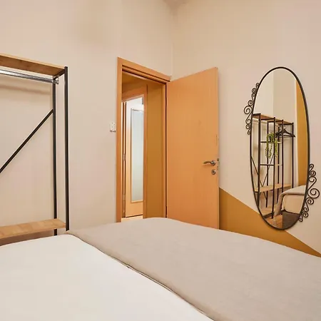 Prime Nisantasi 2br Flat 3-min Walk To Metro