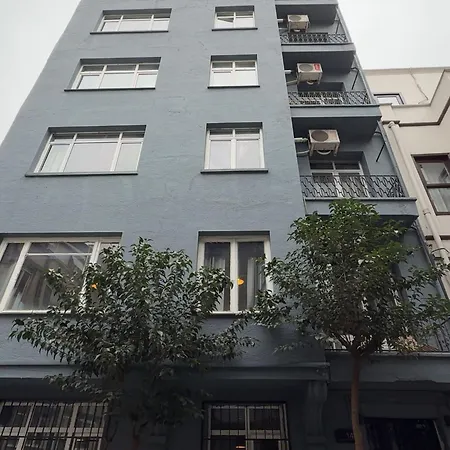 Prime Nisantasi 2br Flat 3-min Walk To Metro *